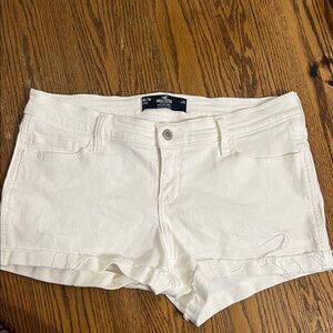 Hollister Women's Cream Jean Shorts